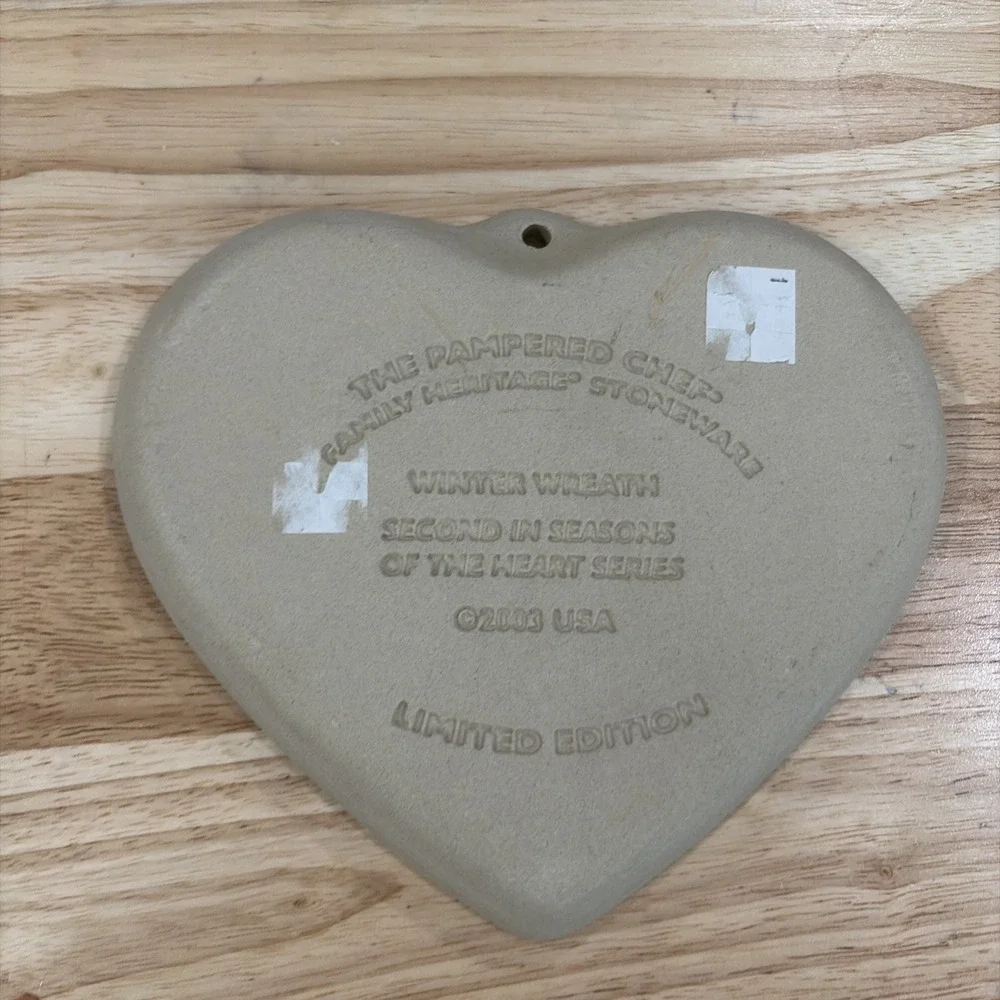 Pampered Chef Cookie Mold Winter Wreath Tan Heart‎ Seasons of the Heart 2003 OS